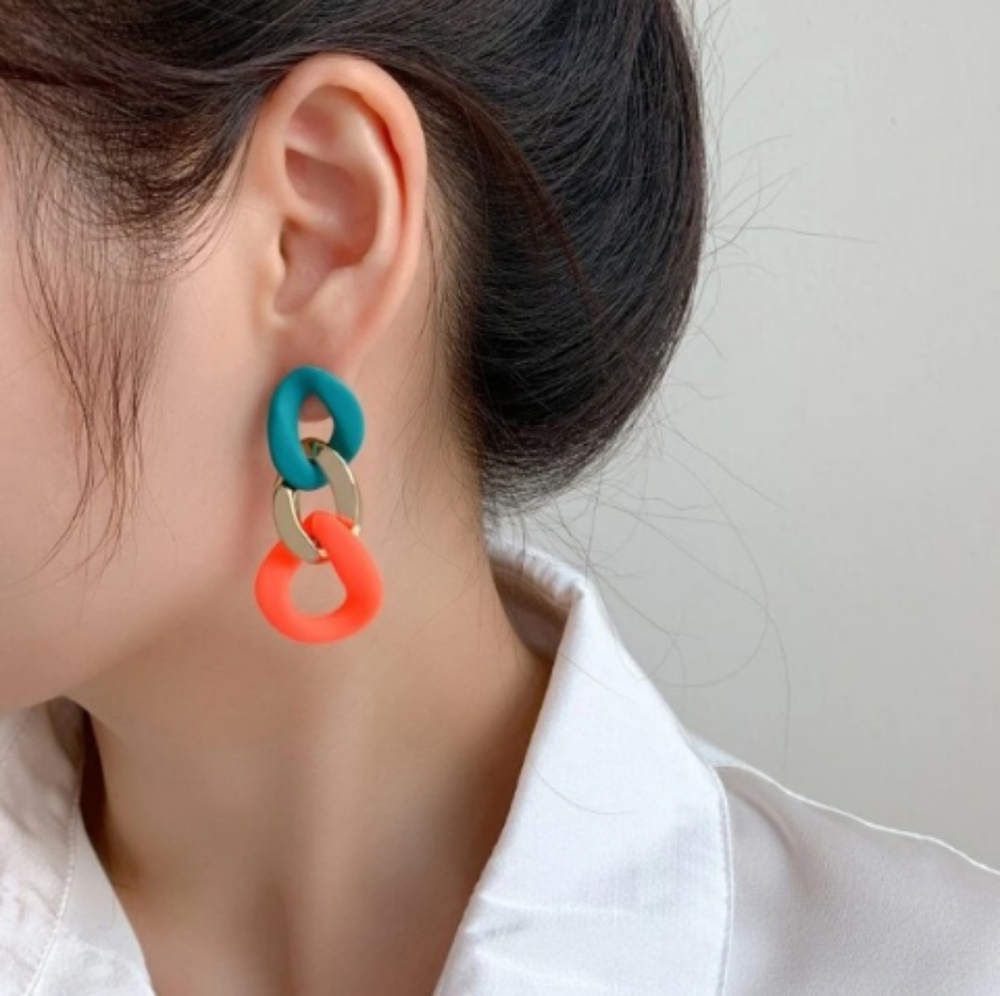 Color Block Chain Drop Earrings - Picture 3 of 4